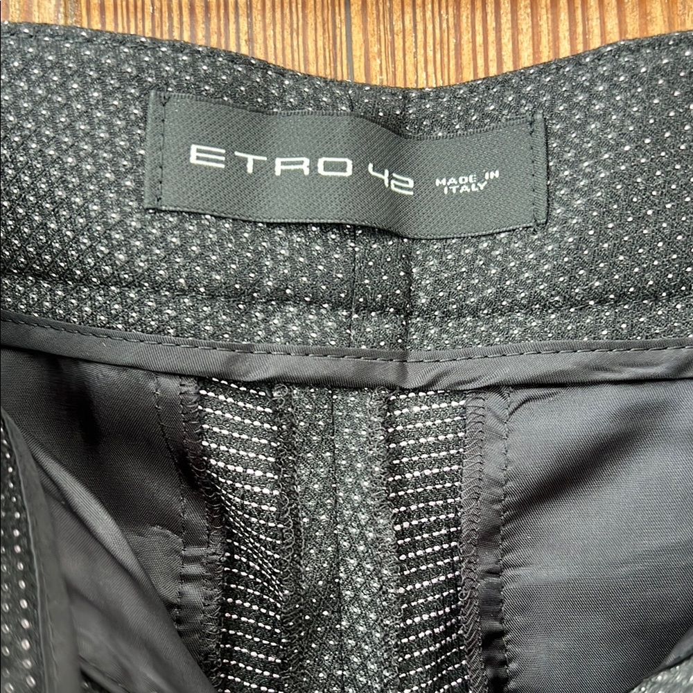 Etro 42 Black ankle pants.